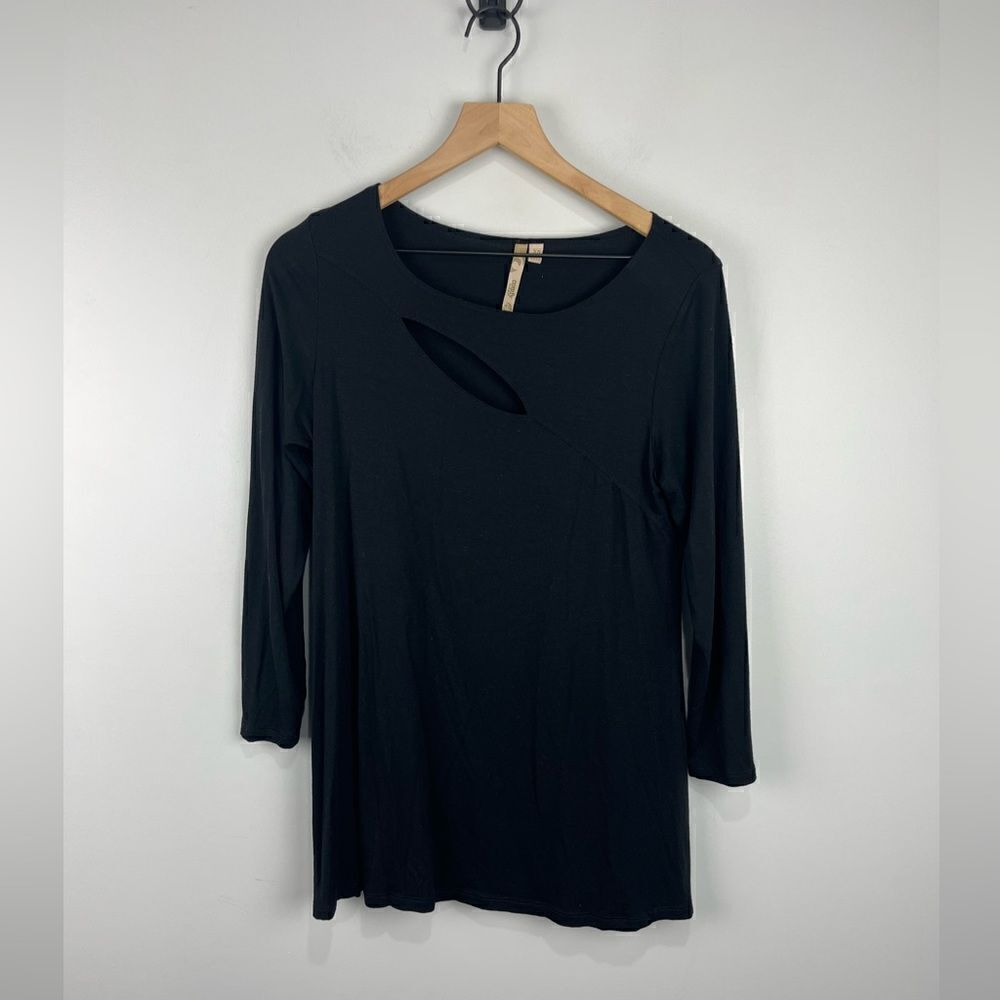 Comfy USA Black Cut Out Chest Long Sleeve Tunic XS